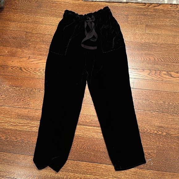 Raquel Allegra black velvet pants pull on style NWT SZ 1 / S